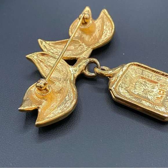 Liz Claiborne LCi Vintage Dangly Gold Tone Rose Brooch - Picture 4 of 8